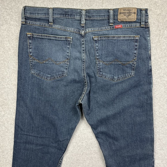 Wrangler Men's Slim Straight Jeans Size 36x32 - Picture 6 of 10